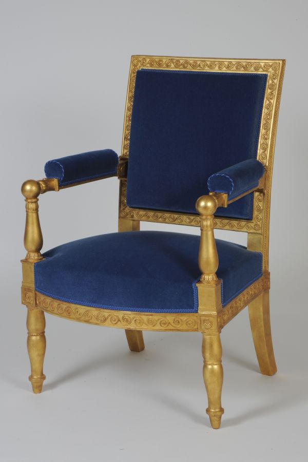 Fauteuil du salon de famille de Joachim Murat au palais de l'Élysée